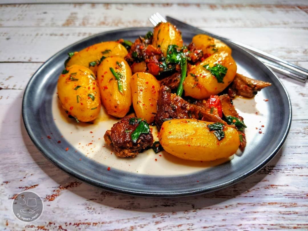 Vegetarian Beef-Style Stir-Fry with Potatoes