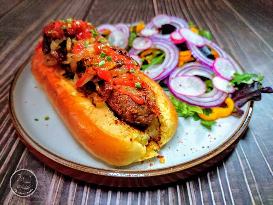 Beyond Meat Vegetarian Hot Dog