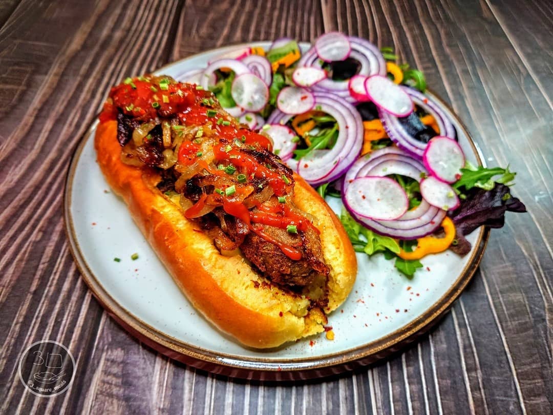 Beyond Meat Vegetarian Hot Dog