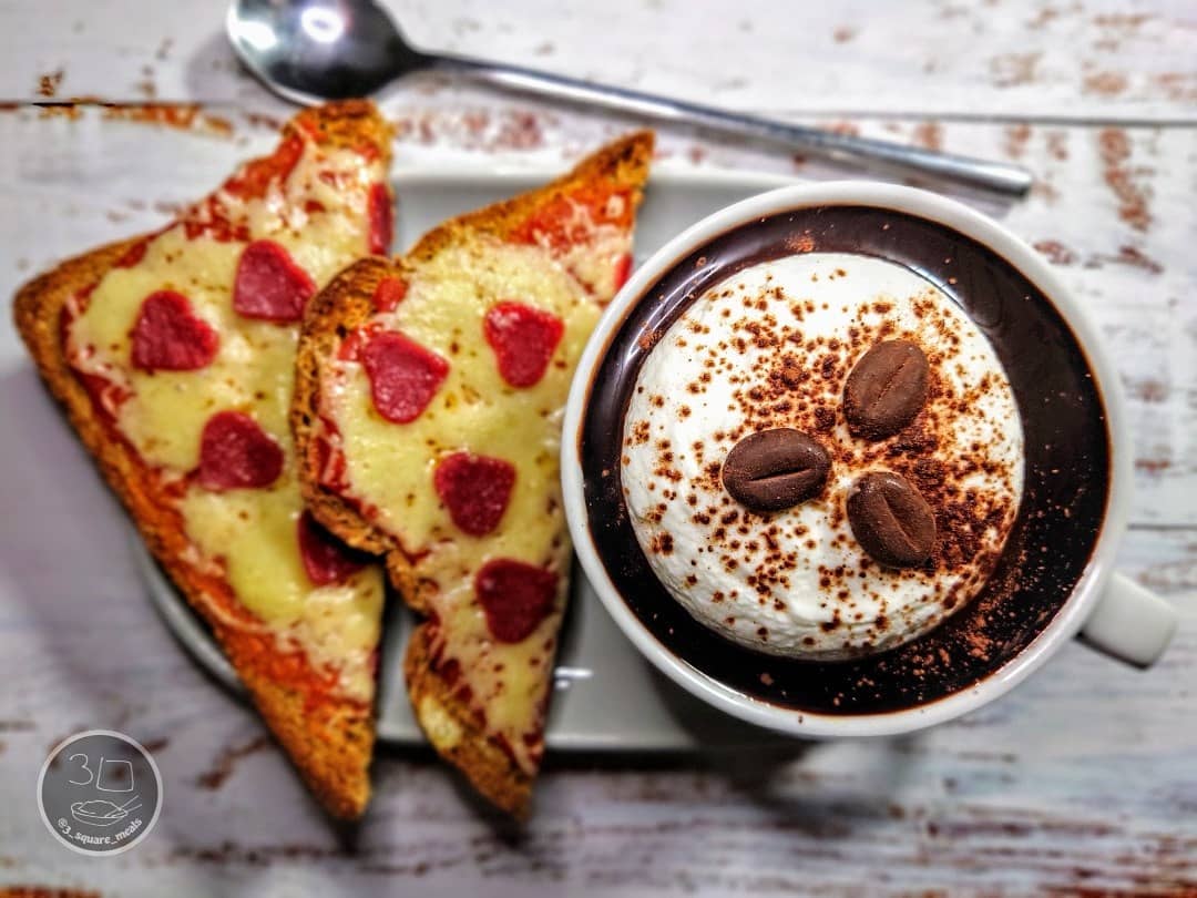 Pizza Toast and Cappuccino Cheesecake