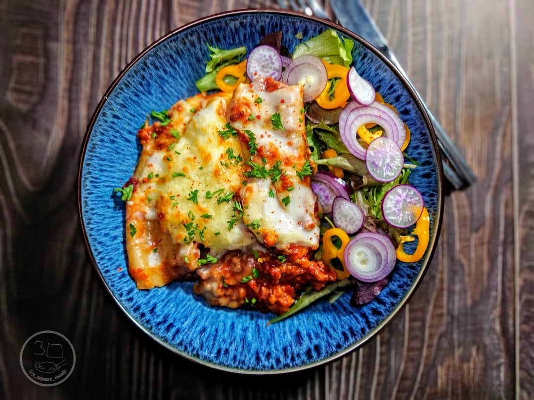 Smoky Vegetarian Cannelloni with Cheese Sauce