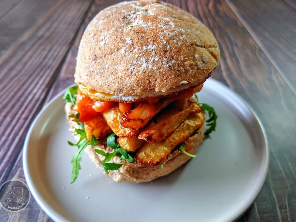 Egg Chip and Beans Butty