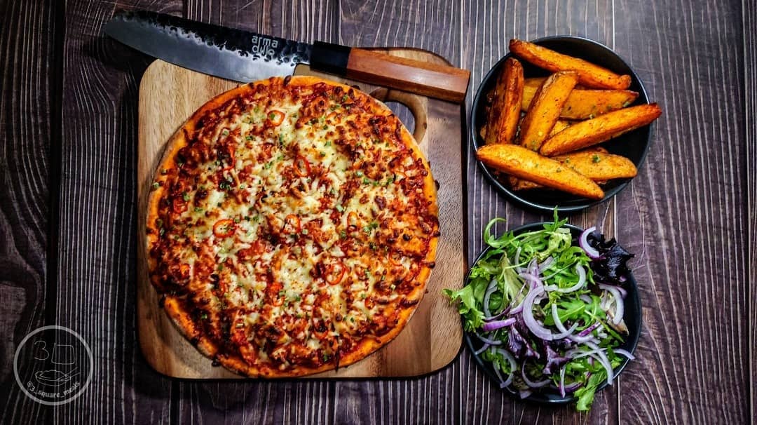 Sweet Chilli Chicken Pizza Sharer