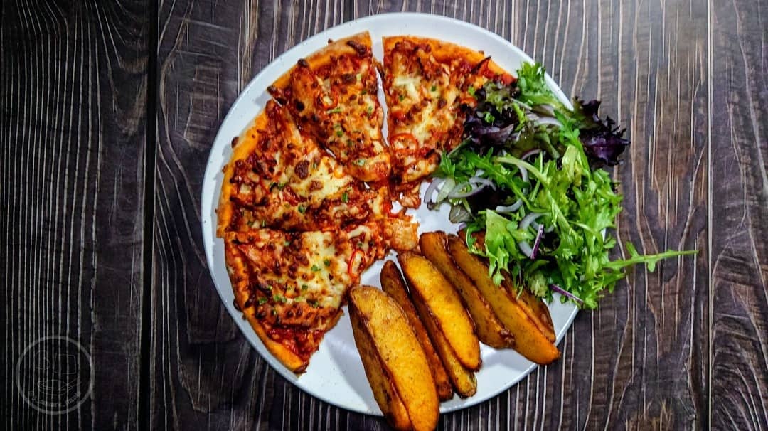 Sweet Chilli Chicken Pizza Sharer