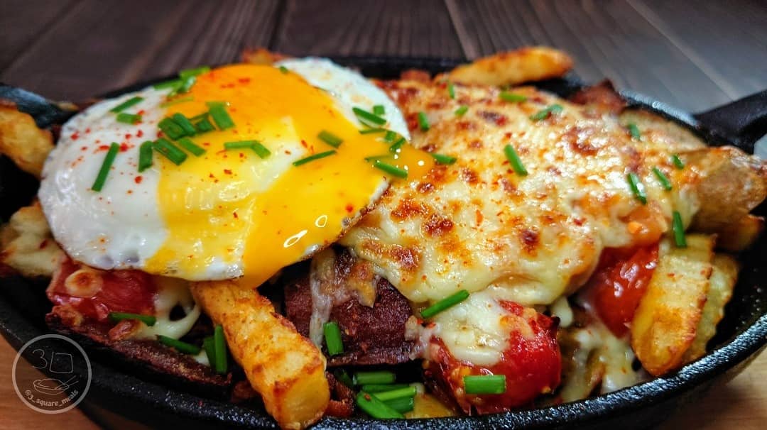 Breakfast Loaded Fries