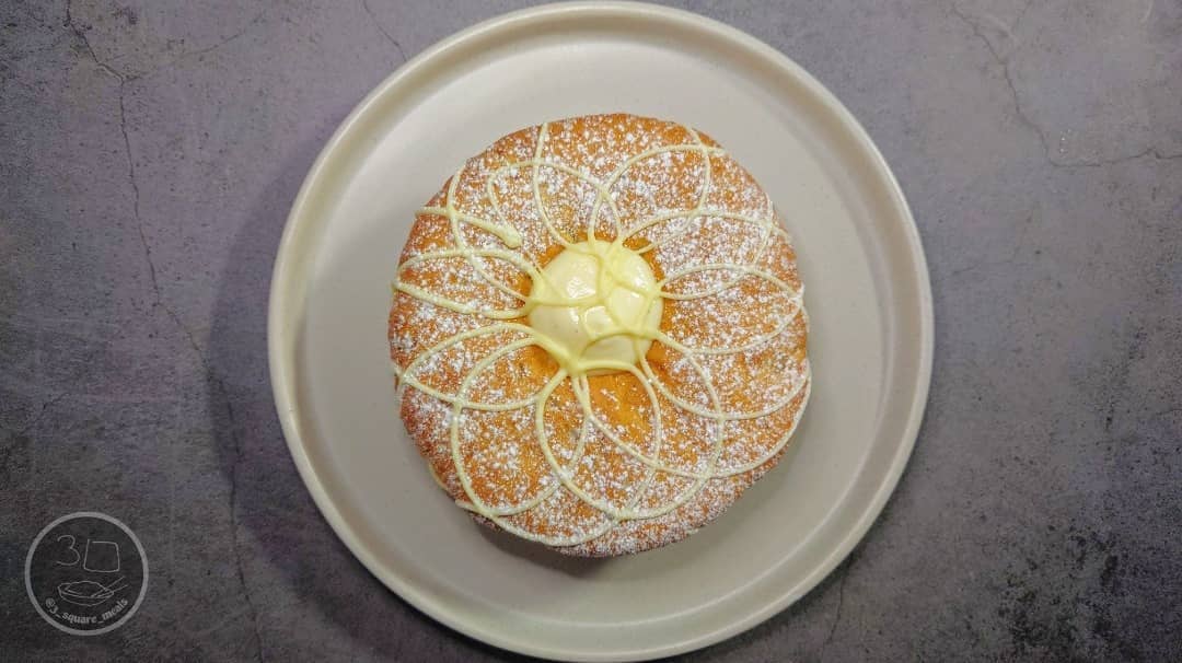 Jam and Custard Cream Bagelnut