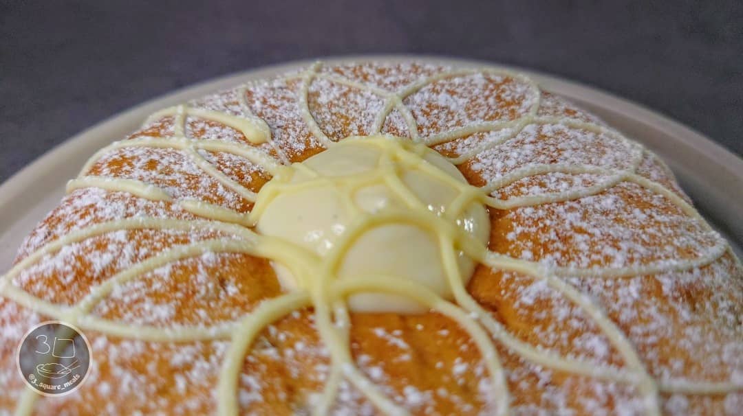 Jam and Custard Cream Bagelnut