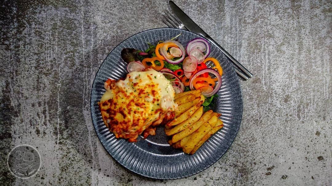 Vegetarian Pasta Bake with Cheese