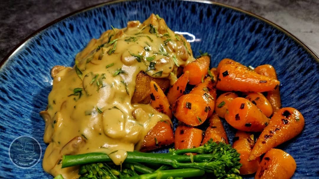 Veggie Chicken in Creamy Mushroom Tarragon Sauce