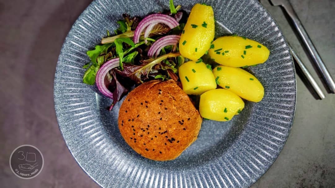 Baked Stuffed Bun with Garlic Herb Chicken