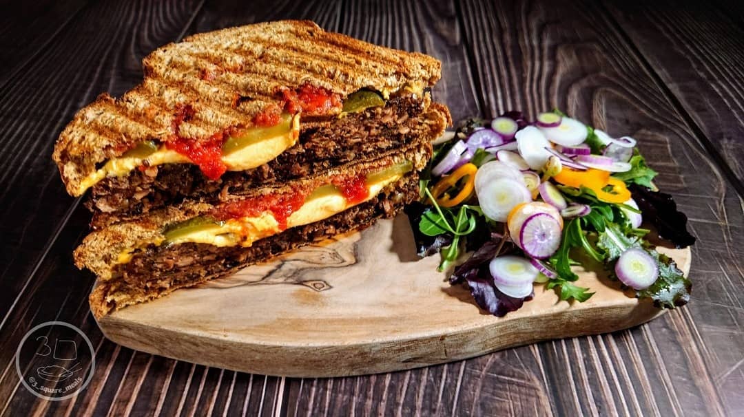 Vegetarian Cheeseburger Toastie