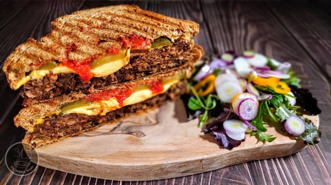 Vegetarian Cheeseburger Toastie