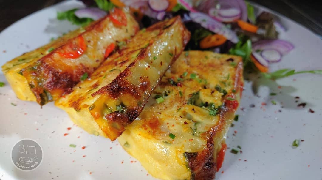 Pasta Frittata with Cheese and Spinach
