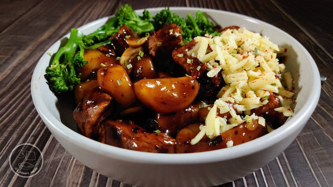 Plant-Based Steak and Vegetable Dinner