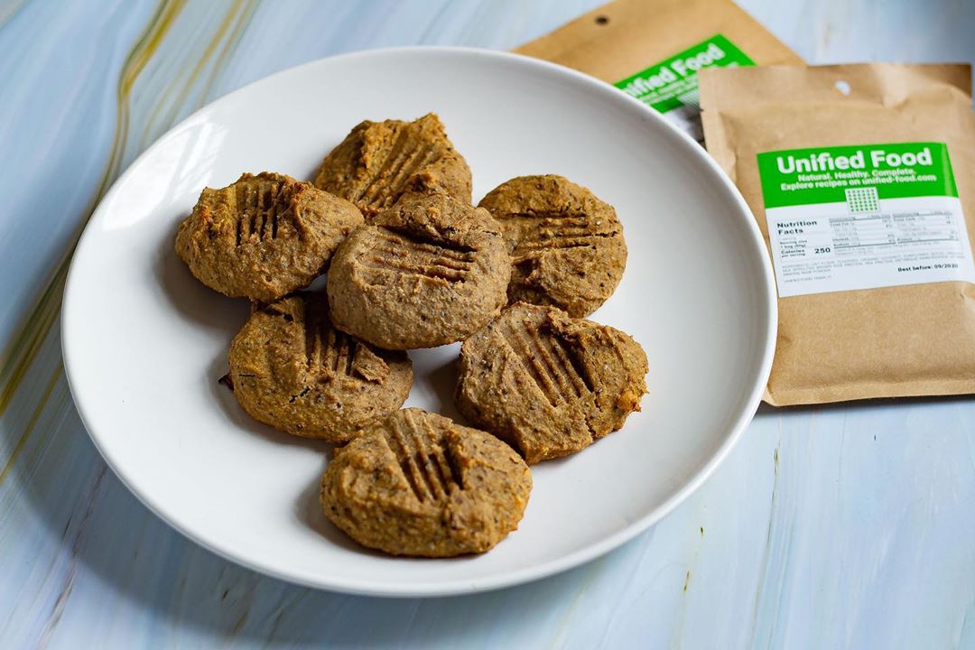 Vegan Oil-Free Peanut Butter Protein Cookies