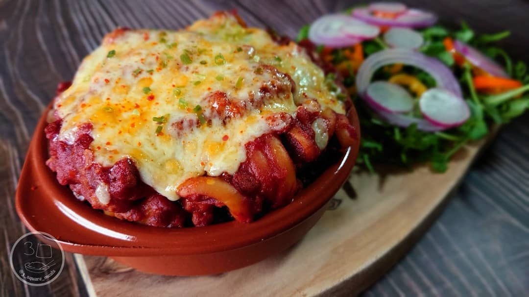Vegetarian Smoky Bolognese Pasta Bake