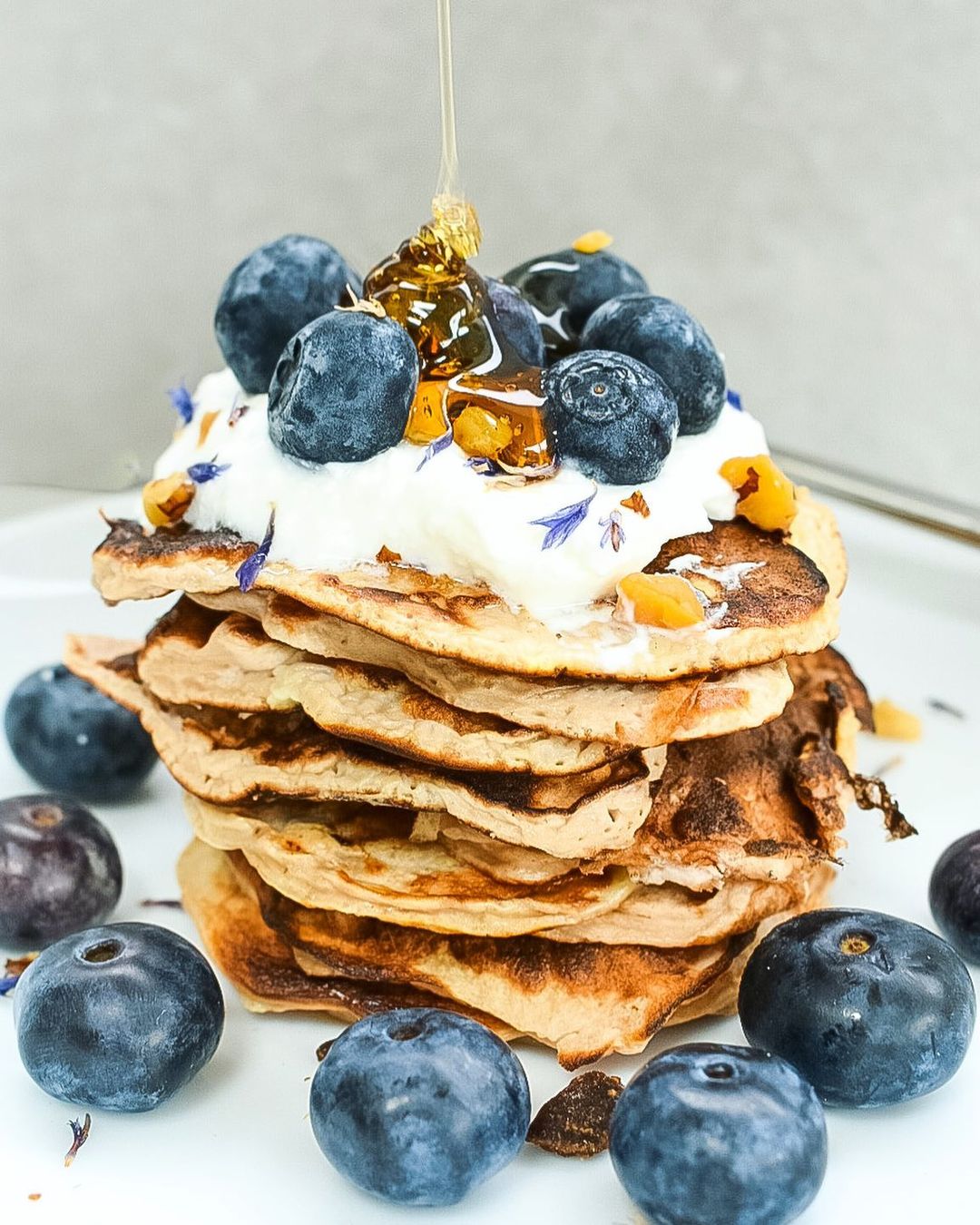 Vegan Protein Pancakes with Banana and Milk