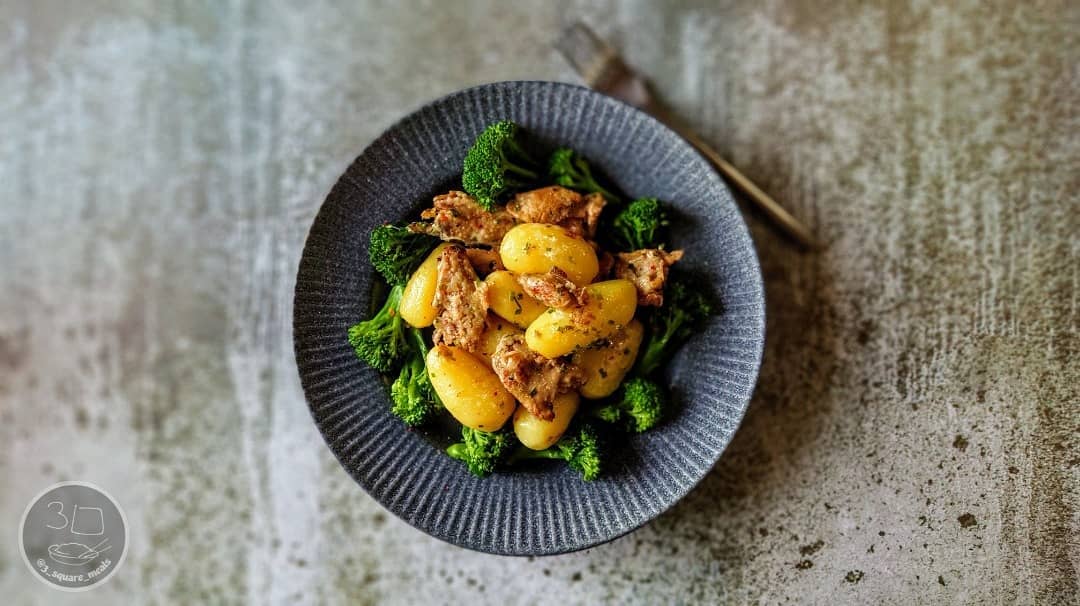Parmesan Chicken and Potatoes
