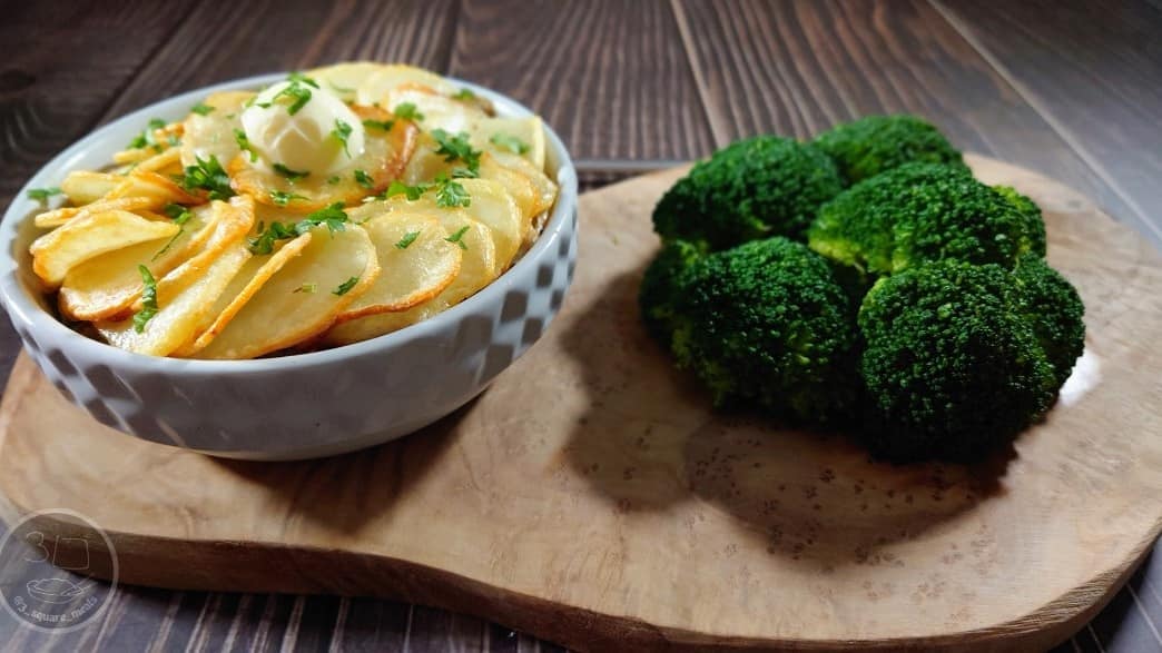 Vegetarian No-Bake Chicken-Style Mushroom Pot Pie