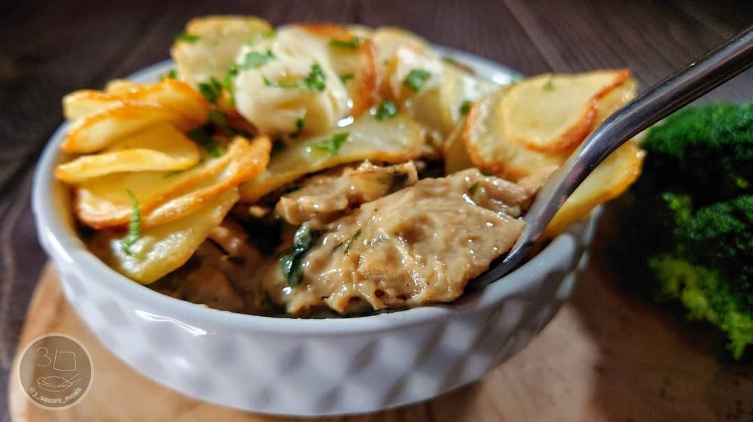 Vegetarian No-Bake Chicken-Style Mushroom Pot Pie
