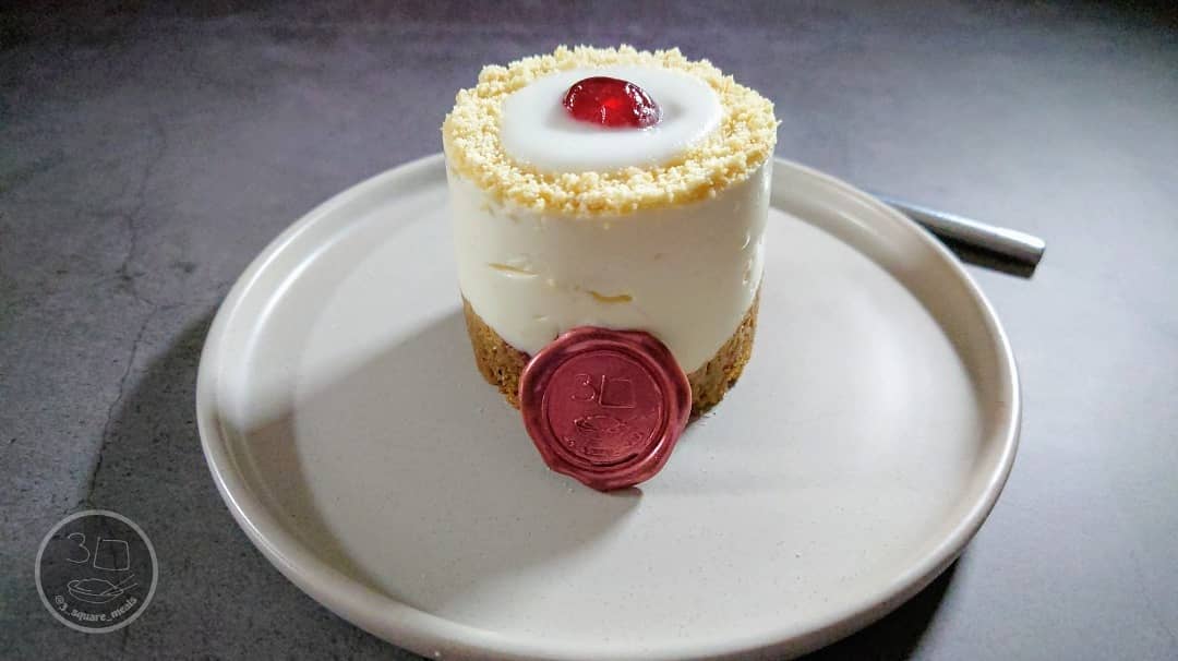 Cherry Bakewell Cheesecake Breakfast Treat