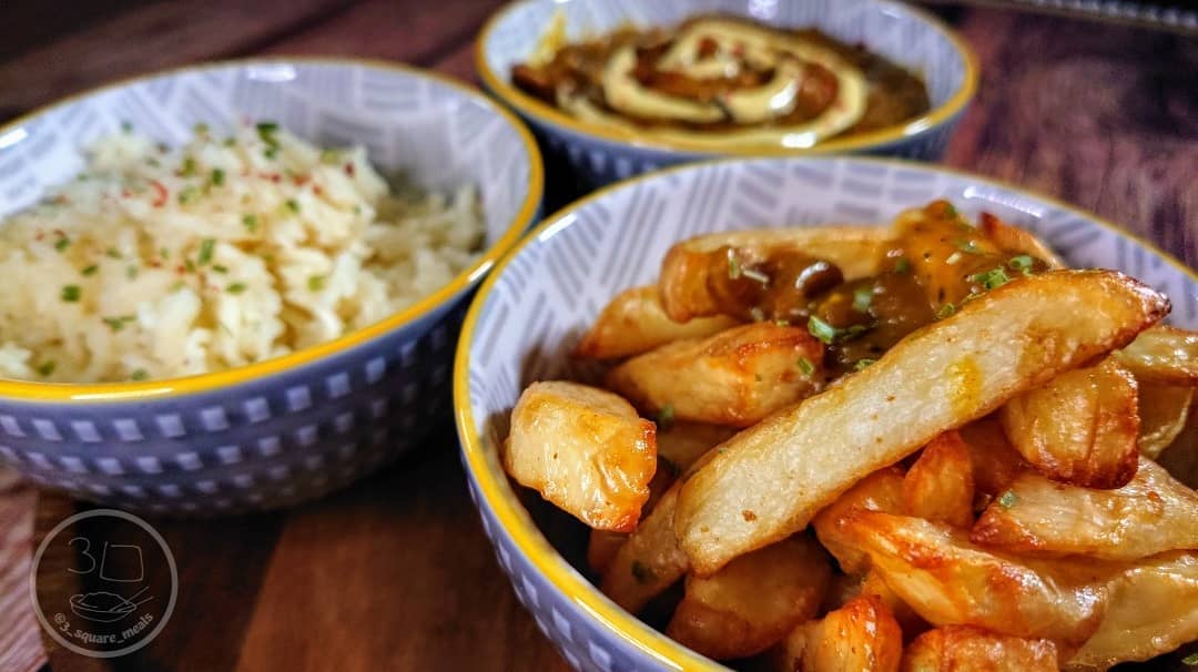 Vegetarian Curry with Chips and Rice