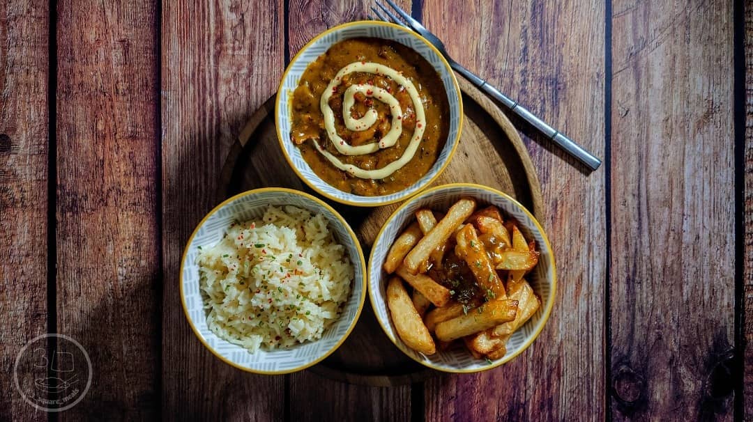 Vegetarian Curry with Chips and Rice