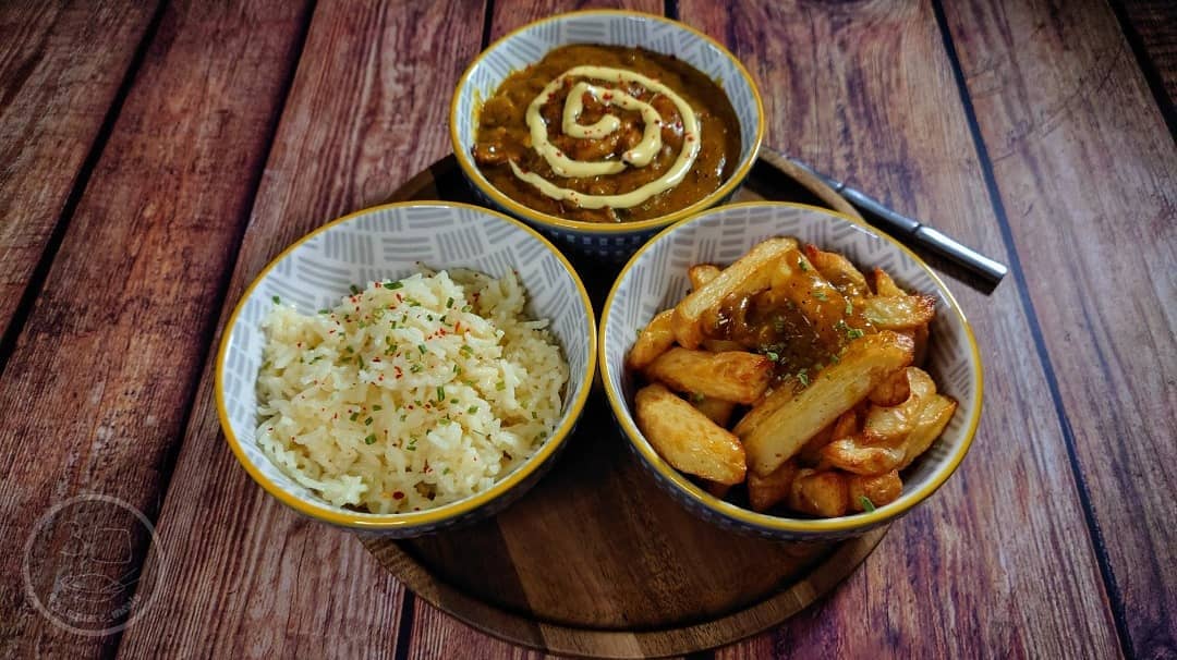 Vegetarian Curry with Chips and Rice