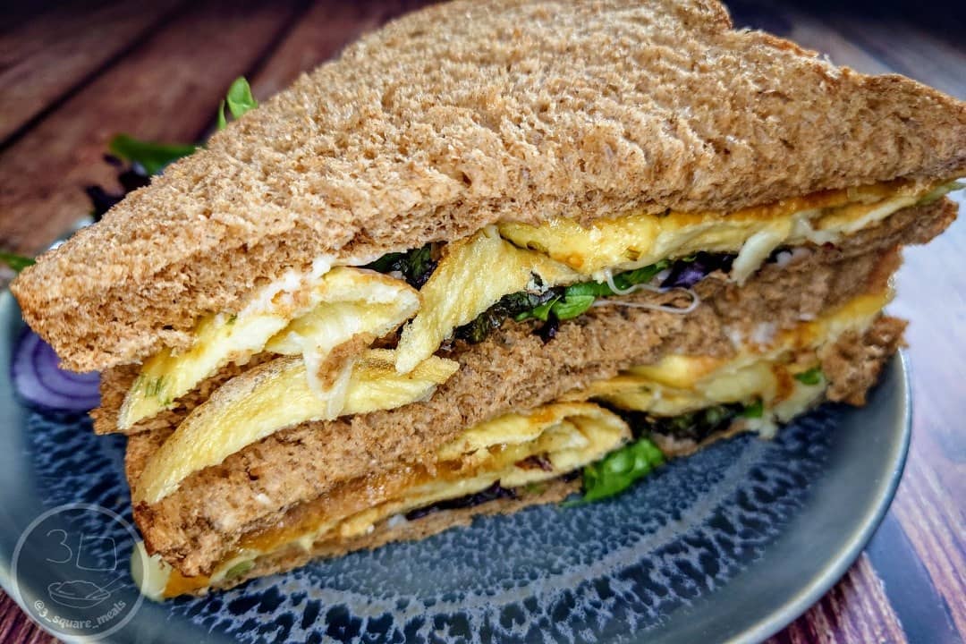 Easy Cheesy Omelette Sandwich