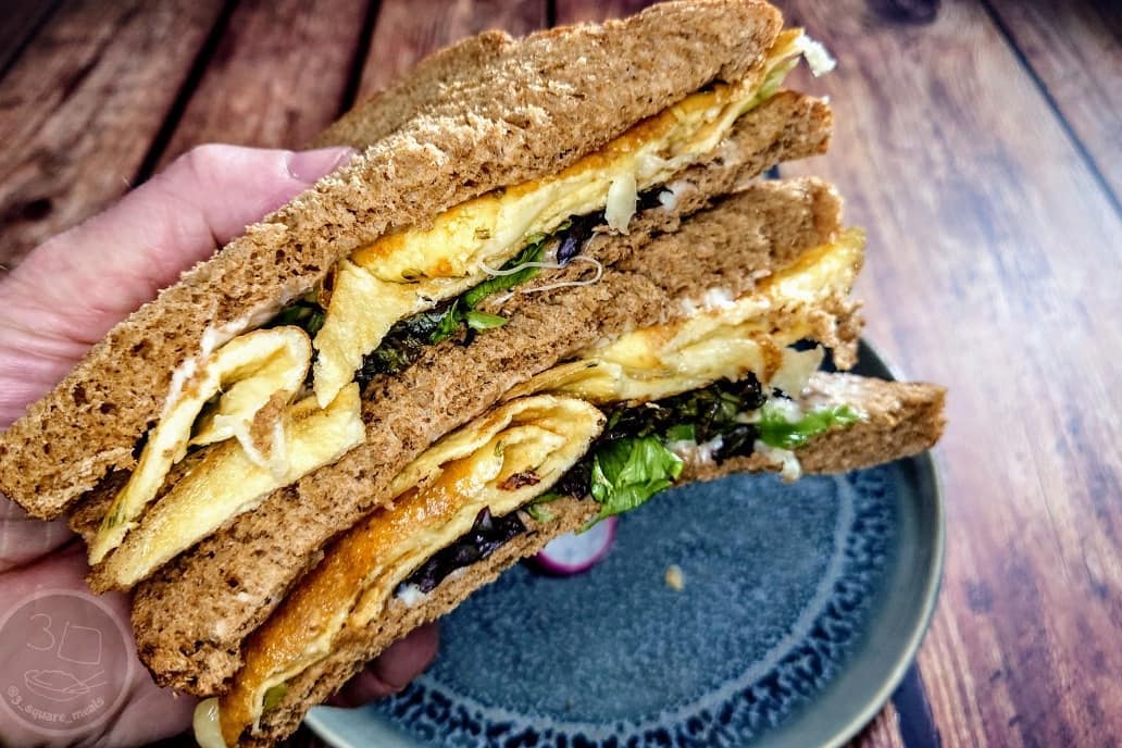 Easy Cheesy Omelette Sandwich