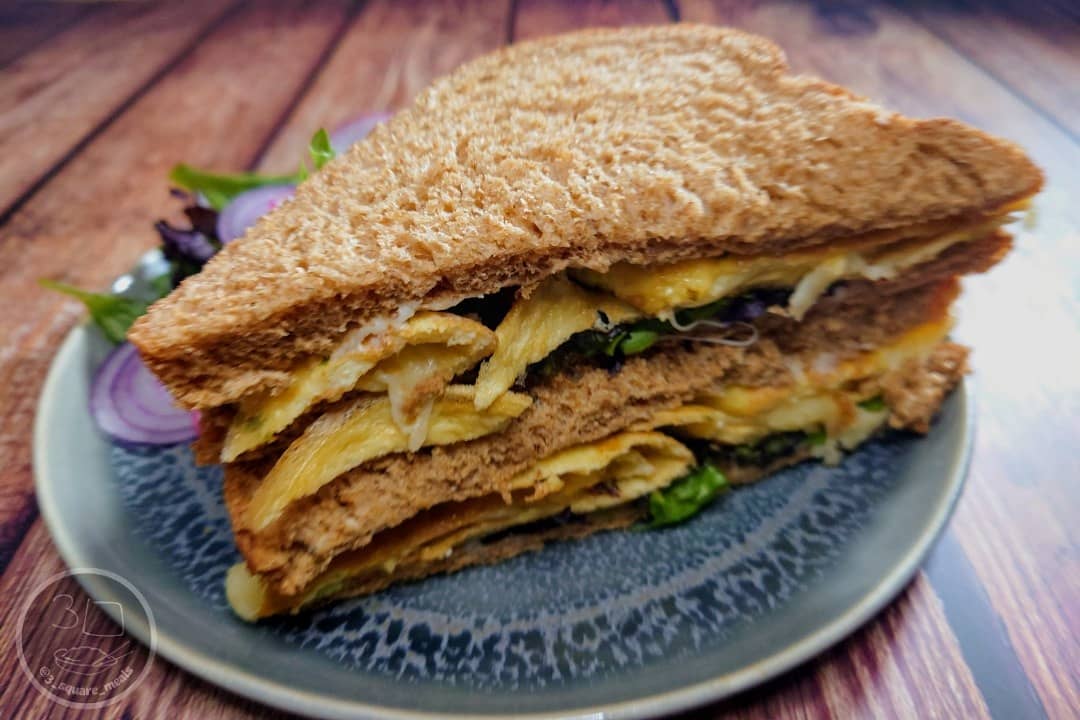 Easy Cheesy Omelette Sandwich