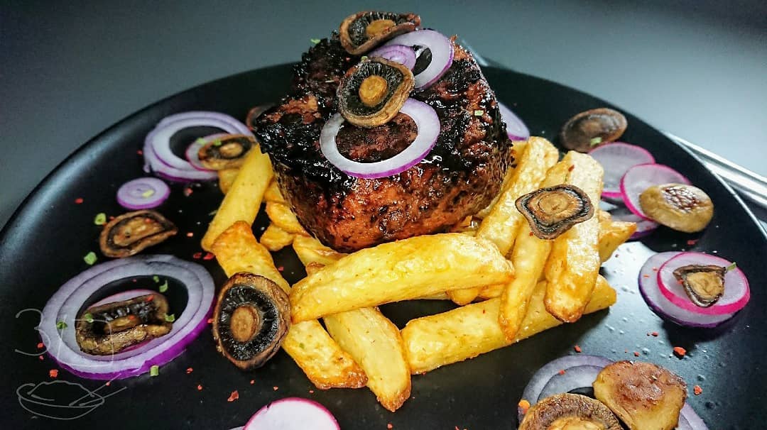 Vegan Pan-Fried Steak and Chips