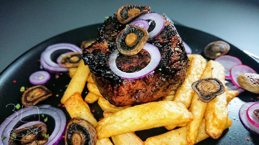 Vegan Pan-Fried Steak and Chips