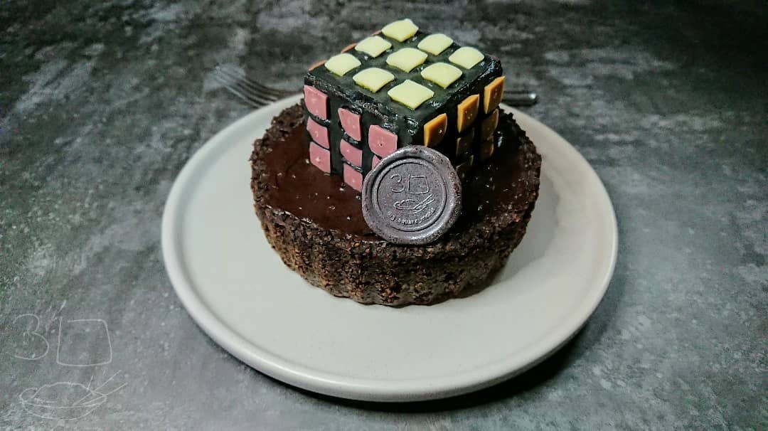 Chocolate Rubik's Cube Tart Creation