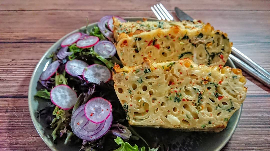 Pasta Frittata with Spinach and Peppers
