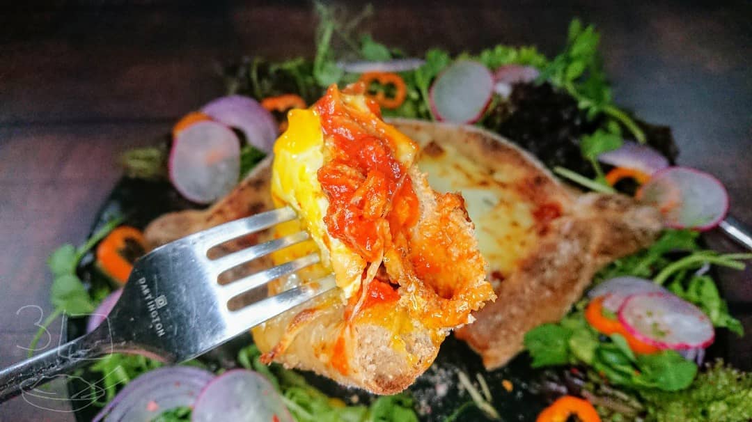 Zombie Eye Bolognese Pide