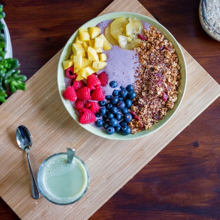 Banana Berry Smoothie Bowl