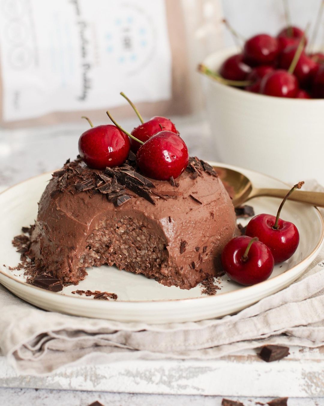 Chocolate and Cherry Breakfast Oat Cake
