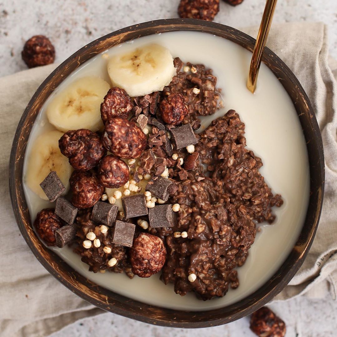 Chocolate Salted Caramel Brownie Overnight Oats