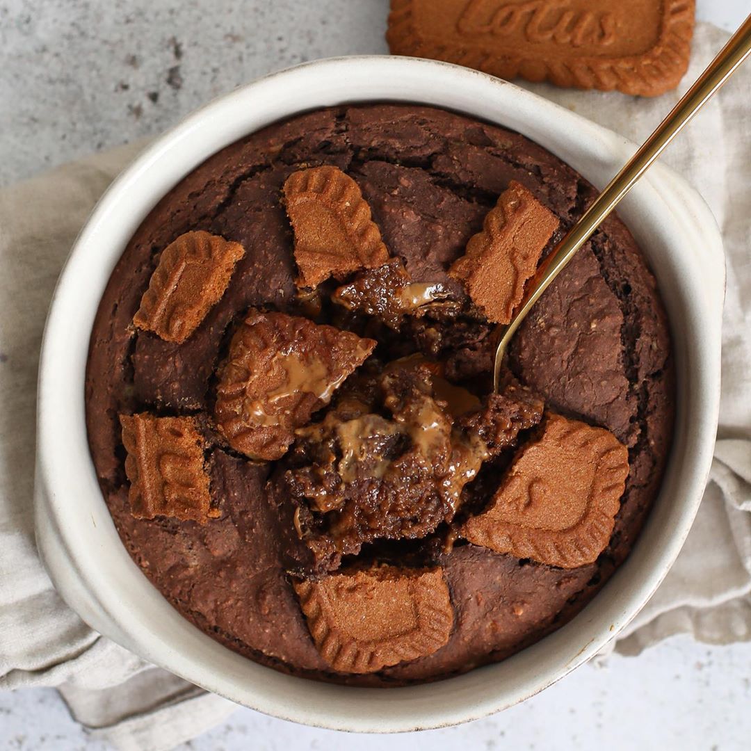 Biscoff and Chocolate Baked Oats