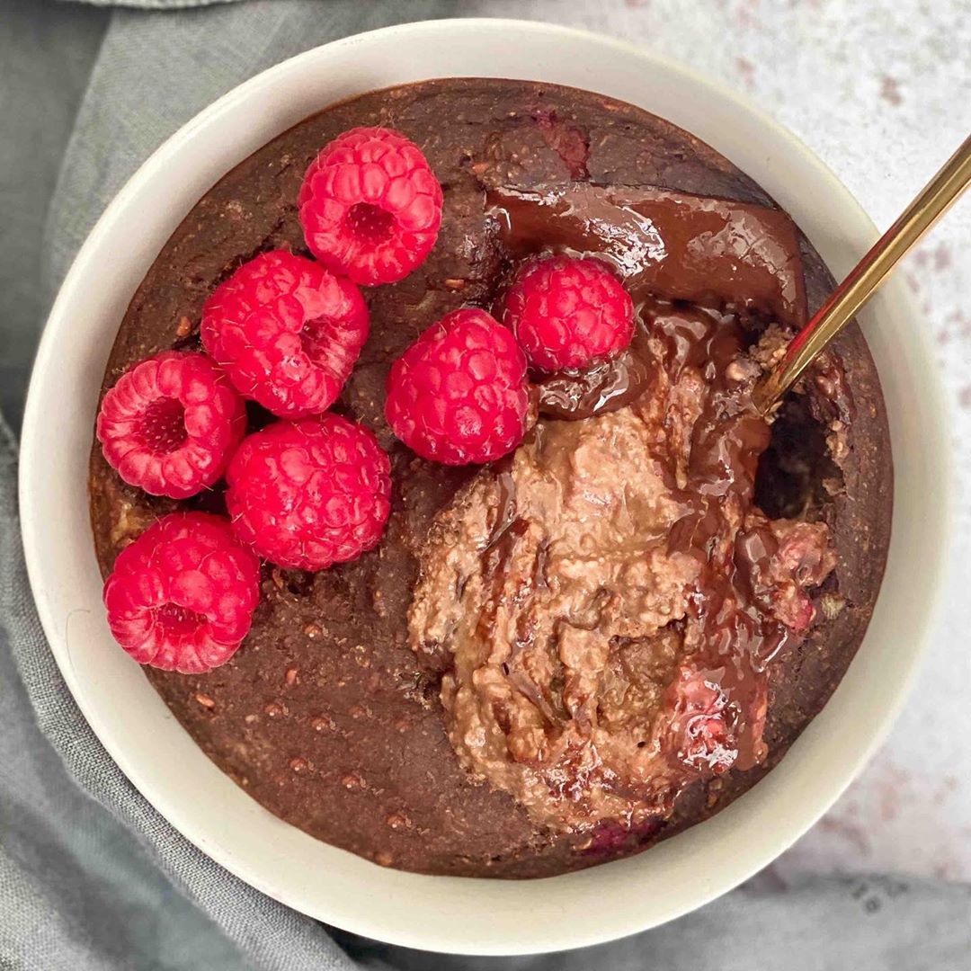 Raspberry Ripple Dark Chocolate Baked Oats