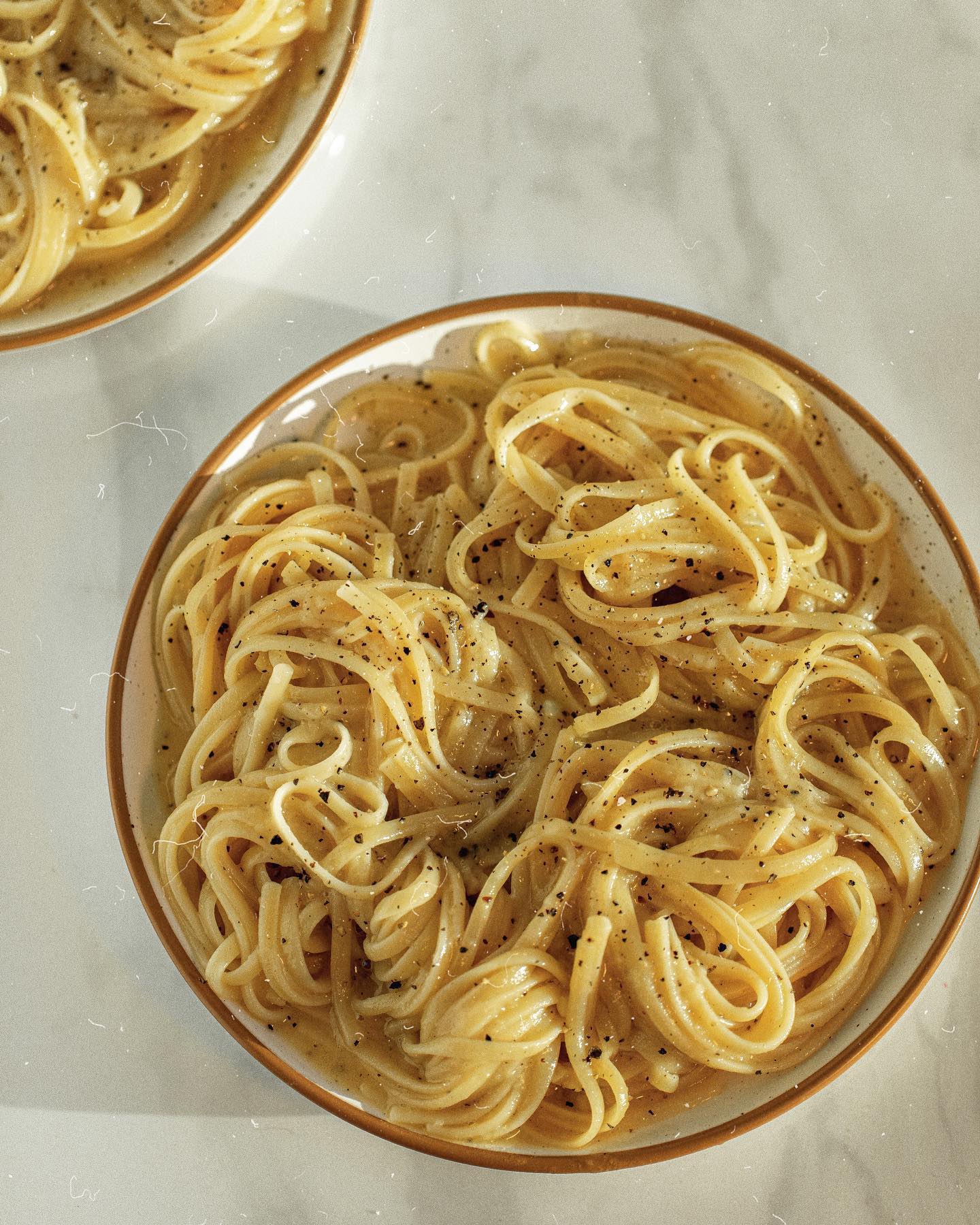 Quick and Easy Vegan Cacio E Pepe Pasta