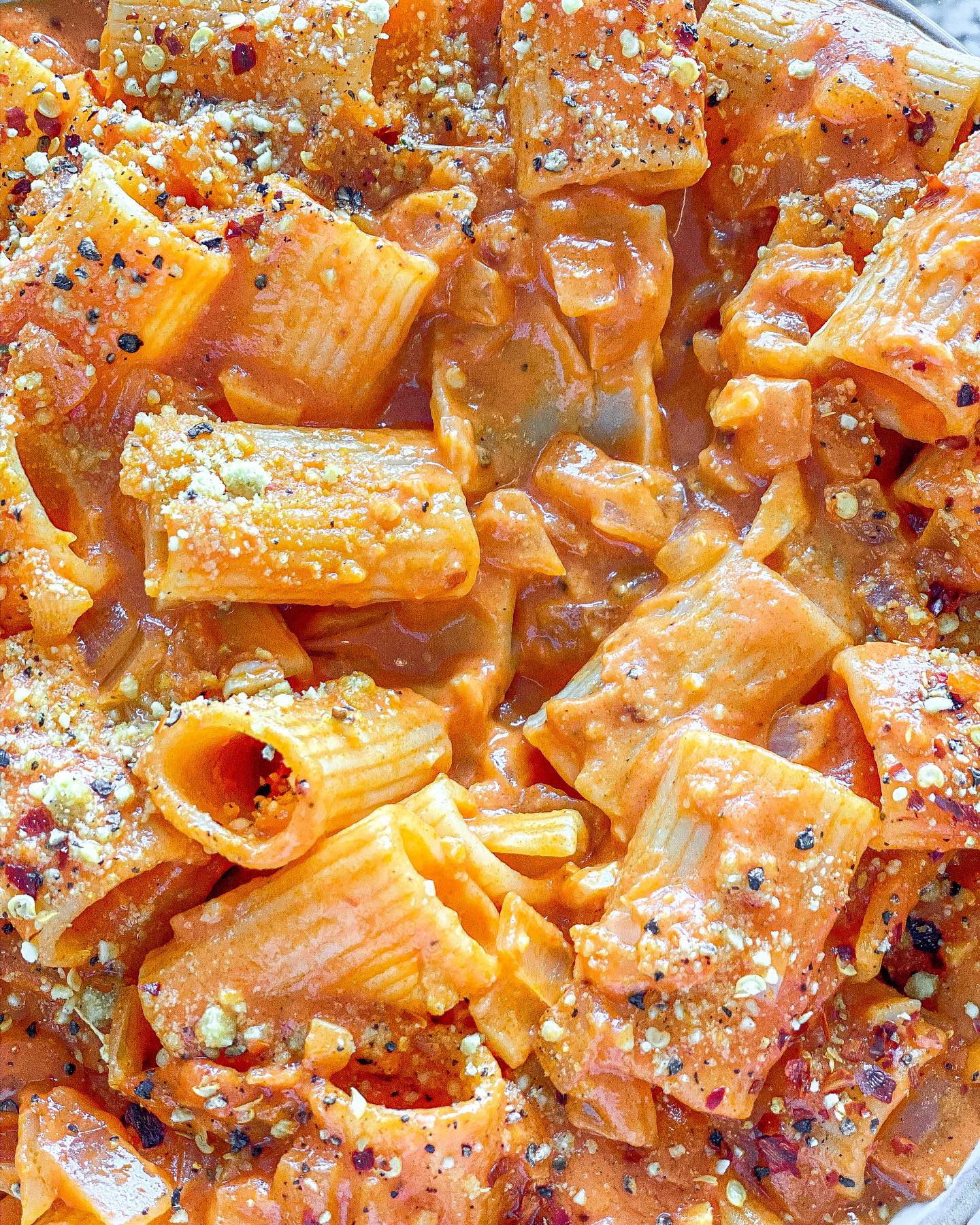 Creamy Vegan Rigatoni Alla Vodka