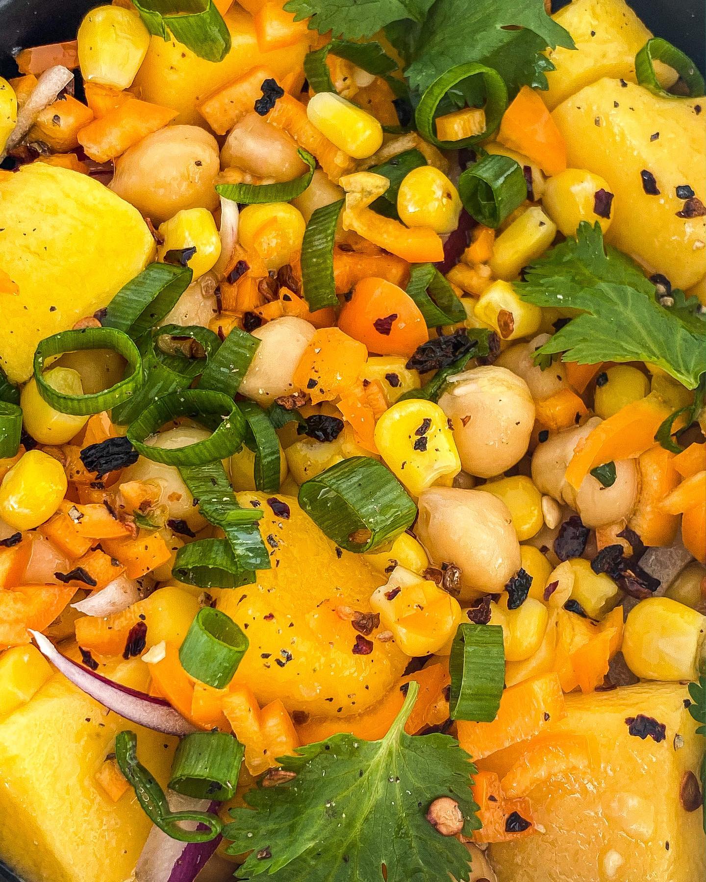 Vibrant Chickpea, Corn & Mango Rainbow Salad 🥭