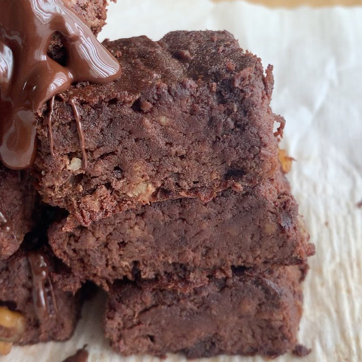 Superfood Walnut Banana Brownies