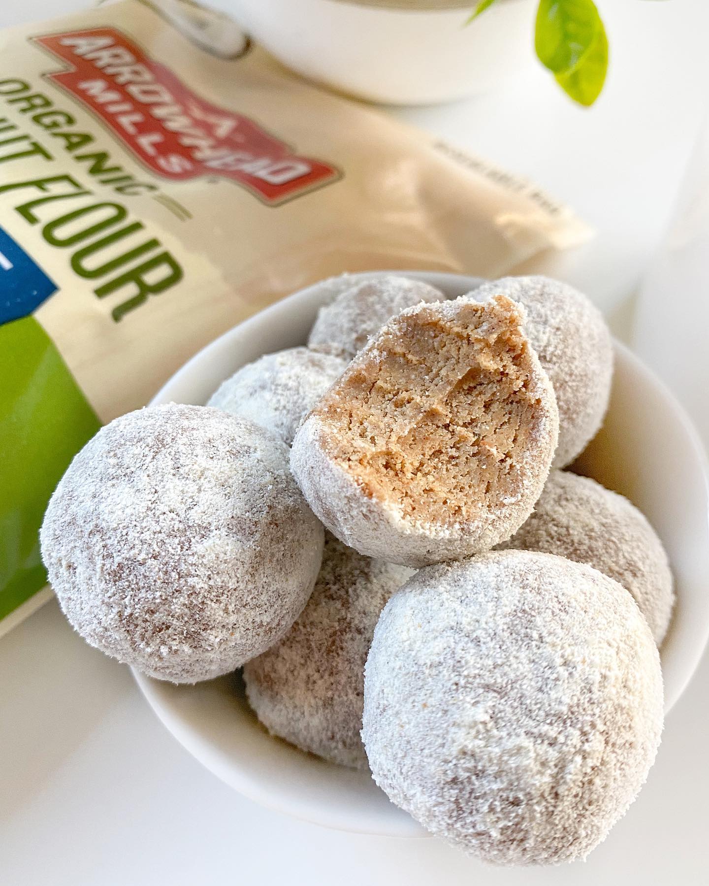 Gingersnap Energy Bites