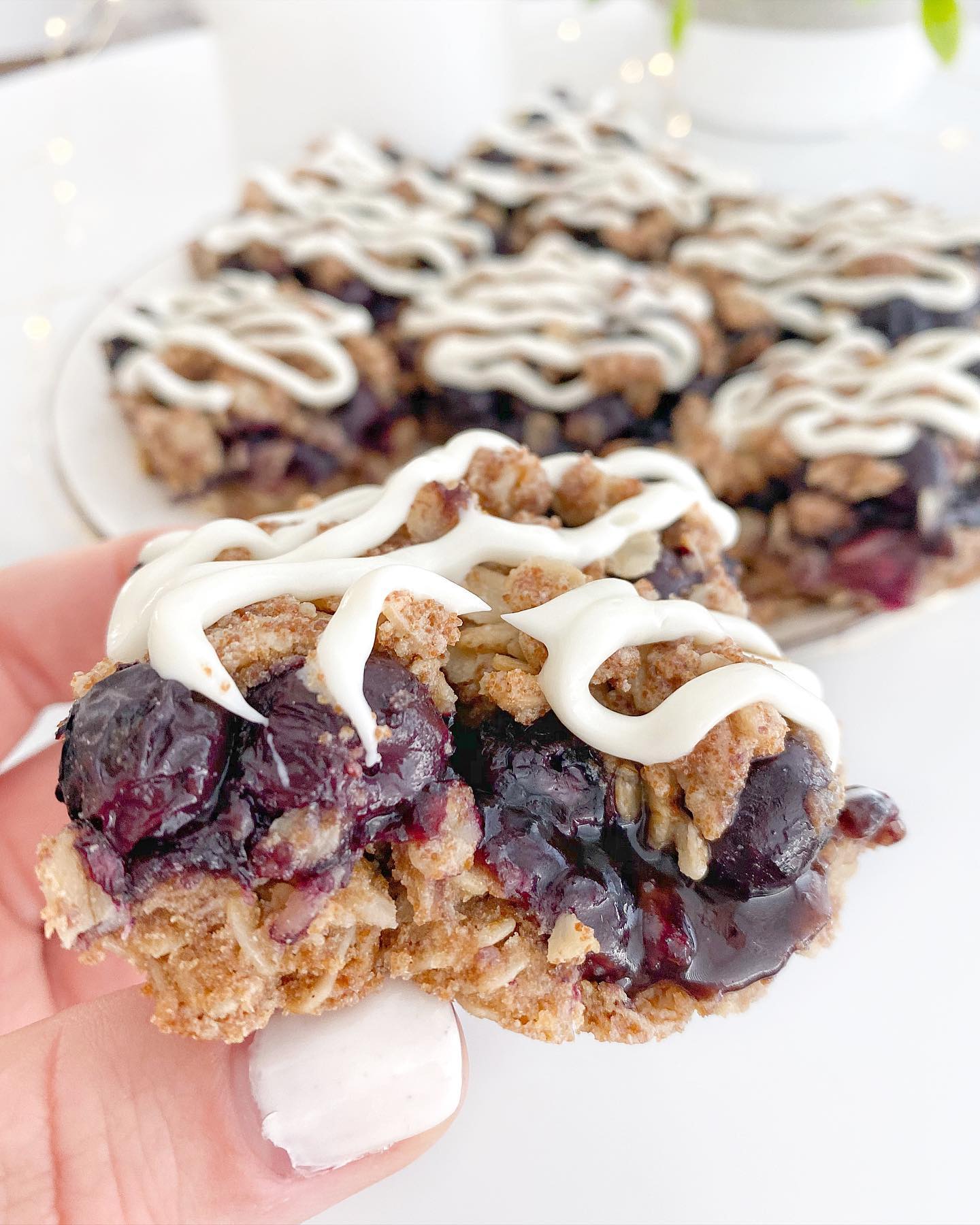 Blueberry Crumble Bars