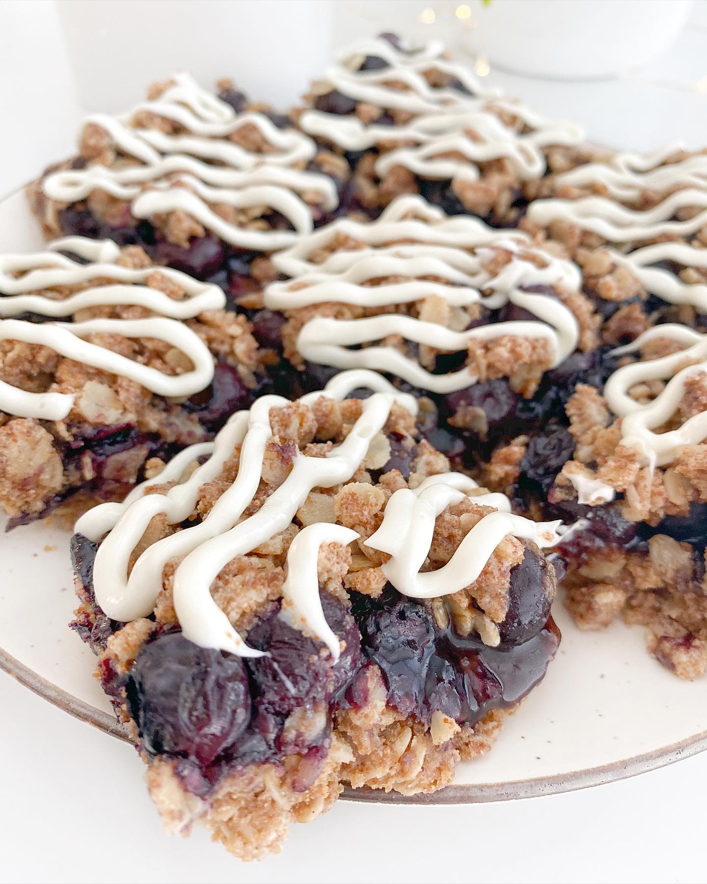 Blueberry Crumble Bars