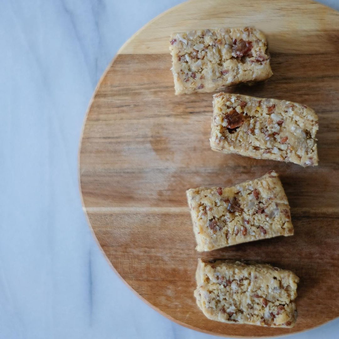 Fudgy Chickpea Bars