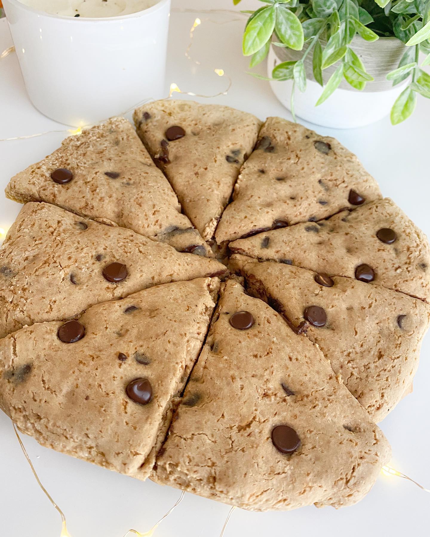 Fluffy Chocolate Chip Cookie Scones